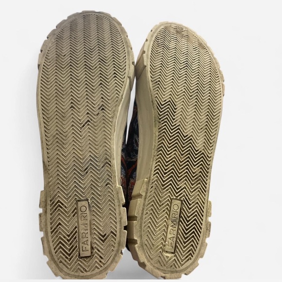 Sold - Picture 6 of 7